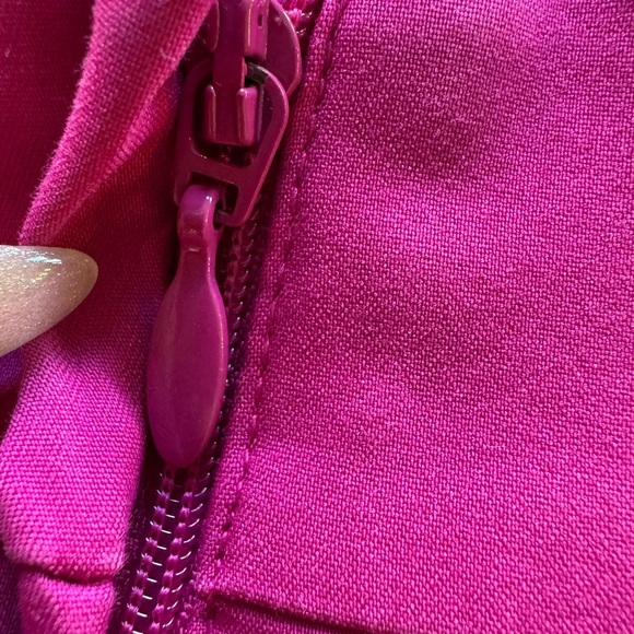 H&M Fuchsia Pencil Skirt - Picture 7 of 9